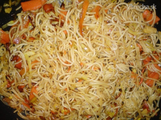 Špagety na čínsky spôsob