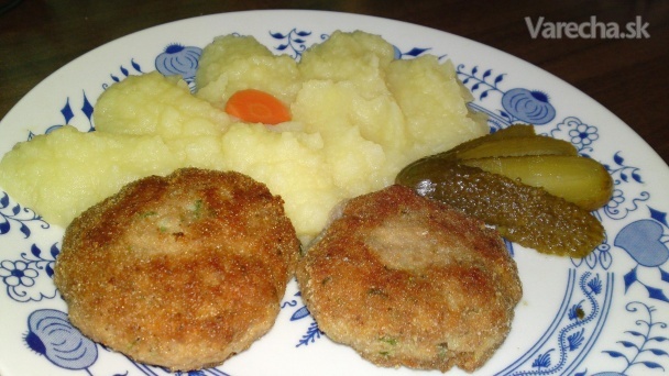 Fašírky s čubricou a zemiakovou kašou (fotorecept)