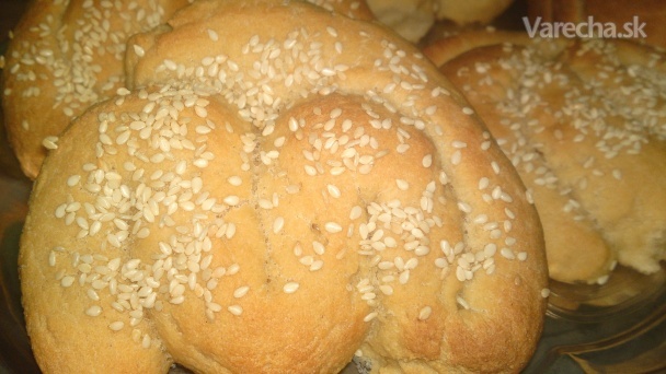 Vlnkový chlieb so sezamom z múky semolina durum a špaldovej múky (fotorecept)   