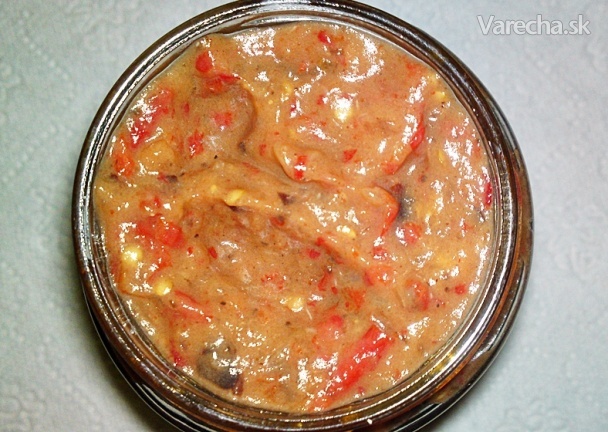 Pikantná baklažánovo-paprikovo-paradajková nátierka (fotorecept)