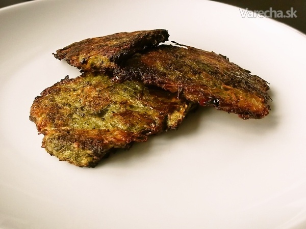 Zemiakovo-brokolicové placky pečené v rúre (fotorecept)