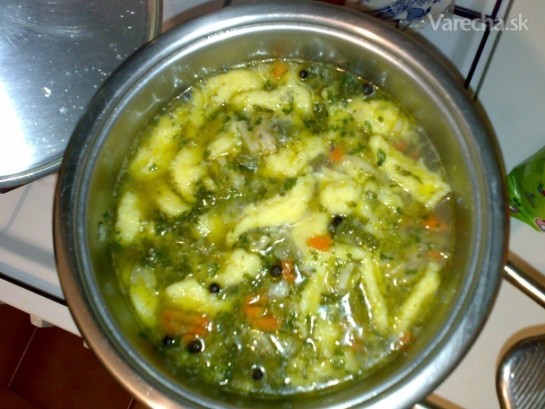 Jarná zeleninová polievka (fotorecept)