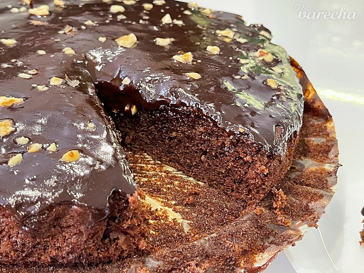 Šťavnatý čokoládový koláč s polevou