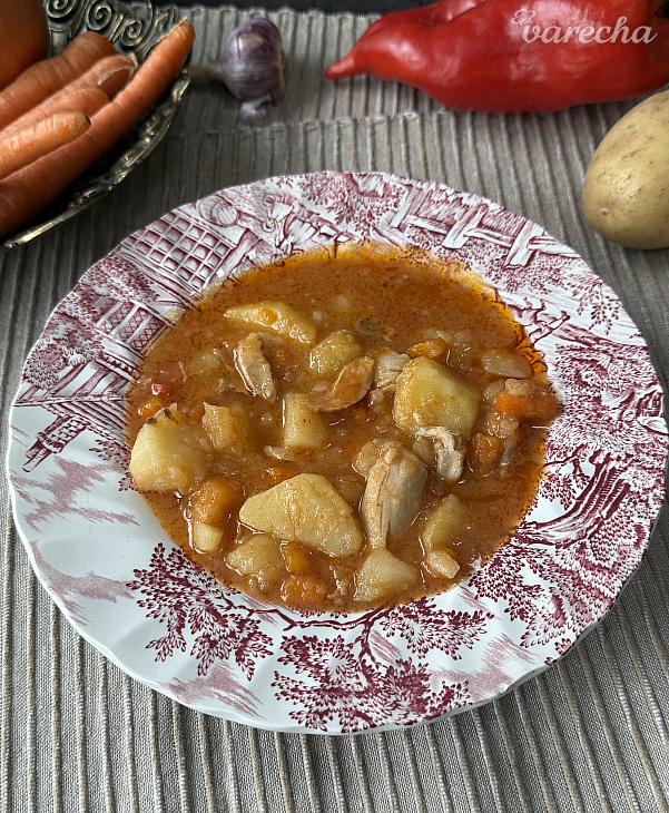 Božský kurací paprikáš so zemiakmi (fotorecept)
