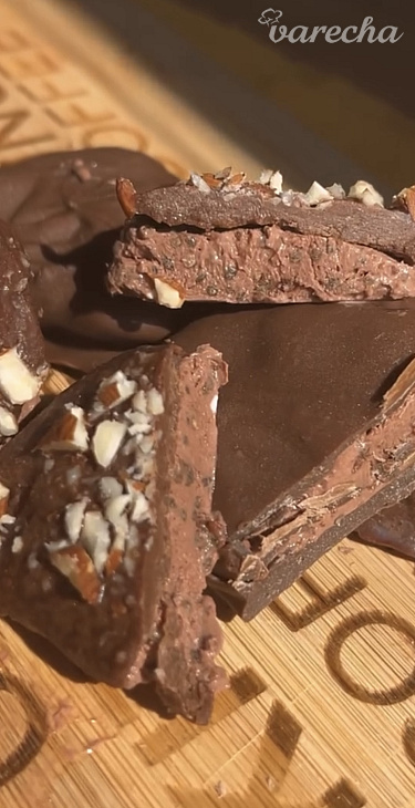 Zdravá chia čokoláda (fotorecept)