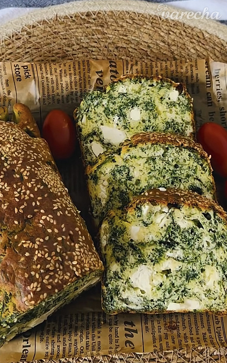 Vláčny špenátový chlebík 