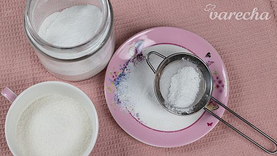Ako si doma vyrobiť práškový cukor