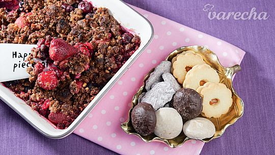 Zvýšilo vám veľa suchého drobného pečiva od sviatkov? Zrecyklujte ho na nový dezert!