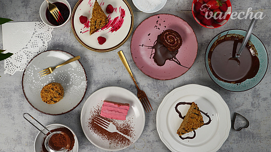 5 stylingových trikov, ktoré premenia aj obyčajný koláč na umelecké dielo. A zvládne ich každý!