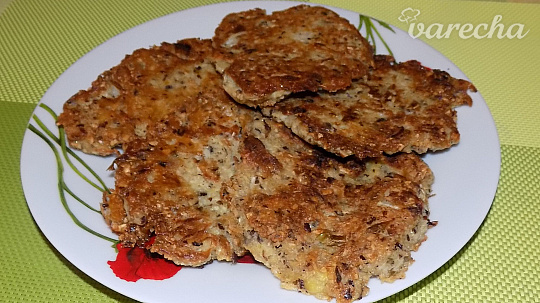 Bôbovo-zemiakové placky s kyslou kapustou