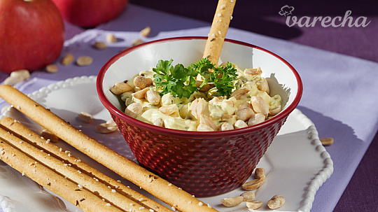 Rýchly syrový dip s datľami, originálny snack pre hostí