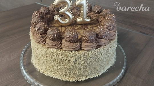 Jednoduchá orechovo-kávová torta