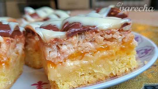 Úžasný jablkový zákusok