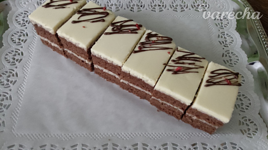 Perníkové rezy s gaštanovým pyré a cmarovým poťahom