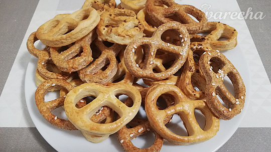 Chrumkavé slané praclíky