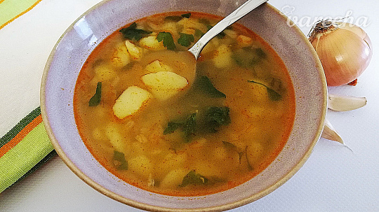 Jednoduchá zemiaková polievka