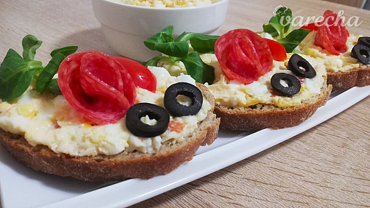 Srvátková nátierka na obložené chlebíčky