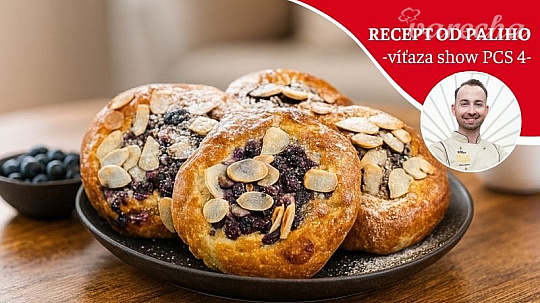 Bezlepkové moravské koláče s tvarohom a čučoriedkami