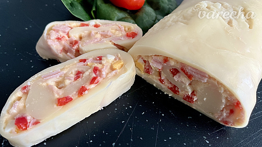 Silvestrovská syrová roláda